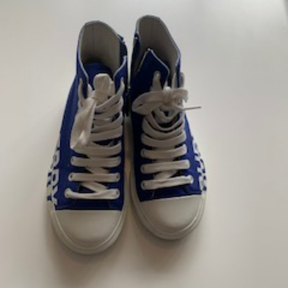 Burberry Converse - Picture 5 of 5